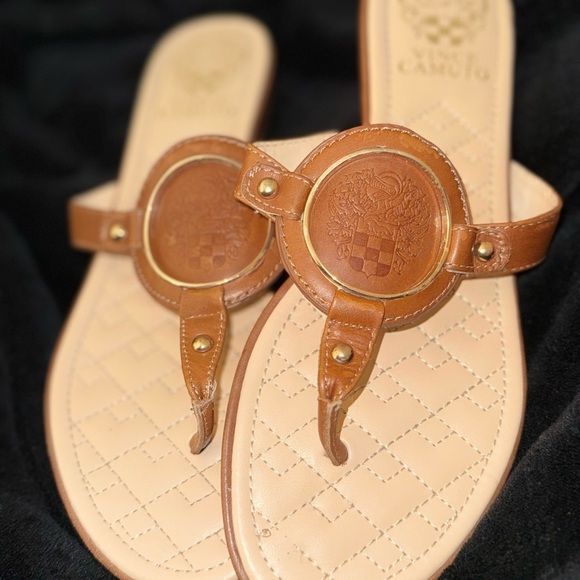 Vince Camuto Tan Leather Braida Thong Sandal - Picture 6 of 15